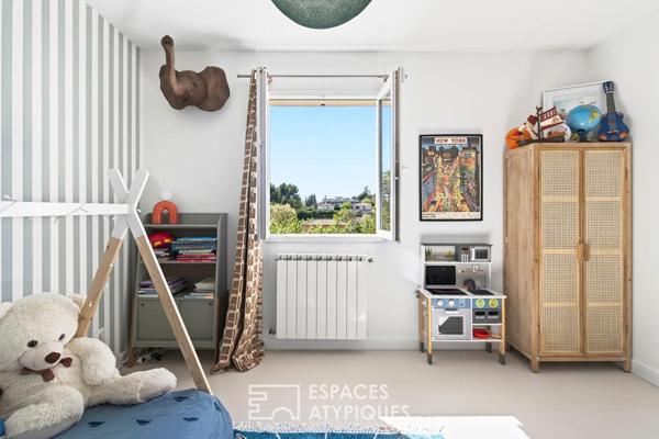 Villa méditerranéenne avec piscine et jardin paysager