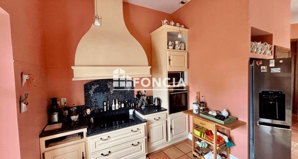 À vendre Maison 7 pièces 300 m² - Montagnac 34530