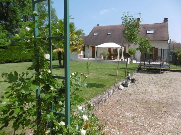 Baisse de prix : charmante maison familiale de 147 m² située à Souppes-sur-Loing