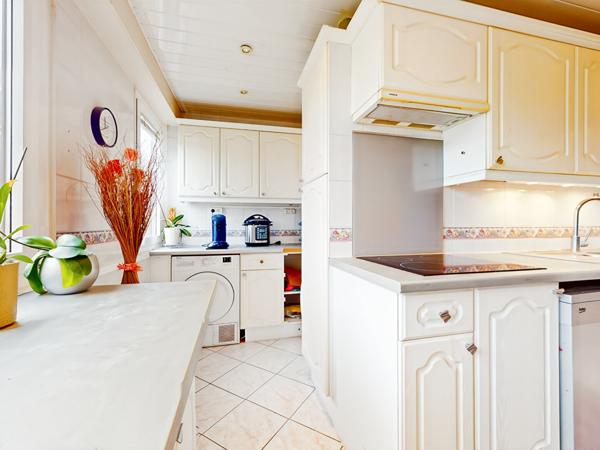 Appartement Vetraz Monthoux 5 pièce(s) 102.61 m² avec garage.