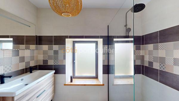Vente Maison235 m² - 7 Pièces - BOURGVALLEES (50750)
