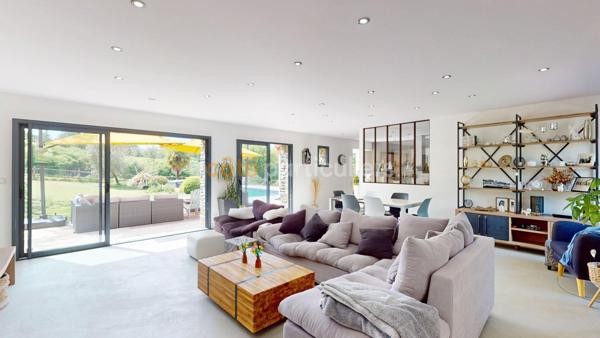 Vente Maison235 m² - 7 Pièces - BOURGVALLEES (50750)