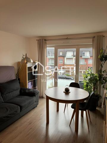 Résidence sécurisée dans un cadre verdoyant et calme.