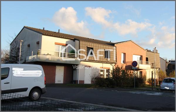 Résidence sécurisée dans un cadre verdoyant et calme.