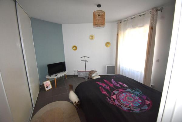 Appartement T3 avec terrasse et parking