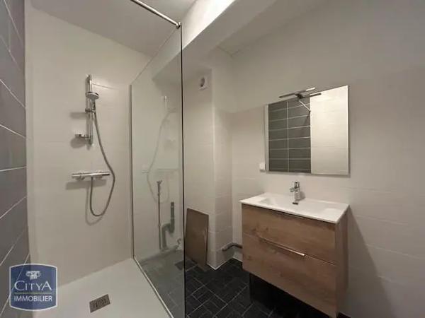 Appartement à louer 2 pièces 53.91m²