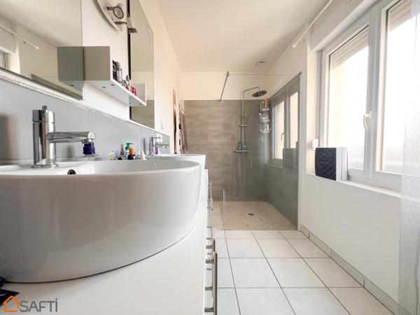 Maison de ville + studio annexe - 231 m2