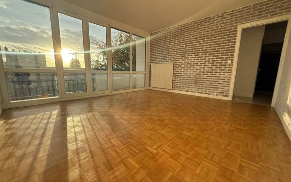 Appartement à vendre    3 pièces • 63 m2 Villiers-sur-Marne