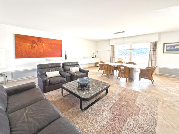 Appartement Cannes dernier étage 5 pièces 125.12 m2 150 m² terrasses