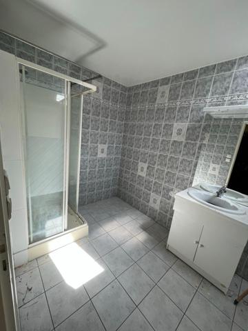 Au coeurs de Quingey avec cour intérieur