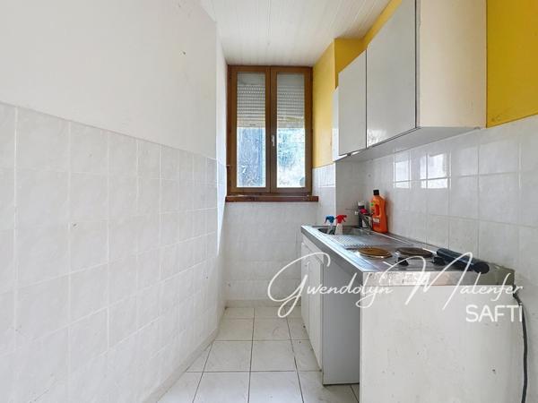 Au coeurs de Quingey avec cour intérieur