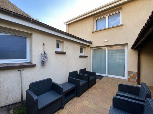 Maison
         4 pièces
        - 114 m² Exclusivité 155 000 € *