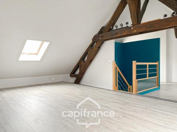 A GOUVERNES (77) - Maison à vendre 6 pièces 163 m² environ - jardin - cour - Véranda - Garage