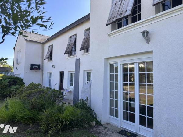 A VENDRE VANNES Sud, proximité Conleau, en impasse au calme, maison 198 m² hab. jardin 