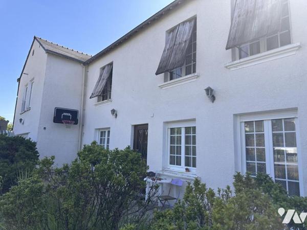 A VENDRE VANNES Sud, proximité Conleau, en impasse au calme, maison 198 m² hab. jardin 