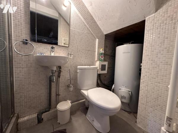 A VENDRE VANNES Sud, proximité Conleau, en impasse au calme, maison 198 m² hab. jardin 