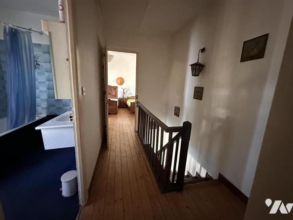 A VENDRE VANNES Sud, proximité Conleau, en impasse au calme, maison 198 m² hab. jardin 