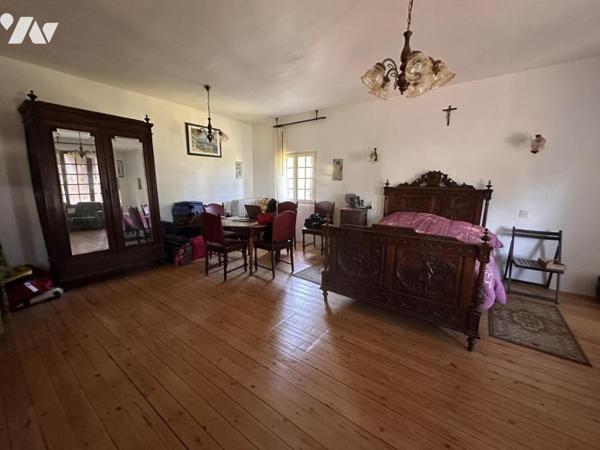 A VENDRE VANNES Sud, proximité Conleau, en impasse au calme, maison 198 m² hab. jardin 