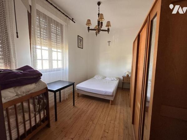 A VENDRE VANNES Sud, proximité Conleau, en impasse au calme, maison 198 m² hab. jardin 