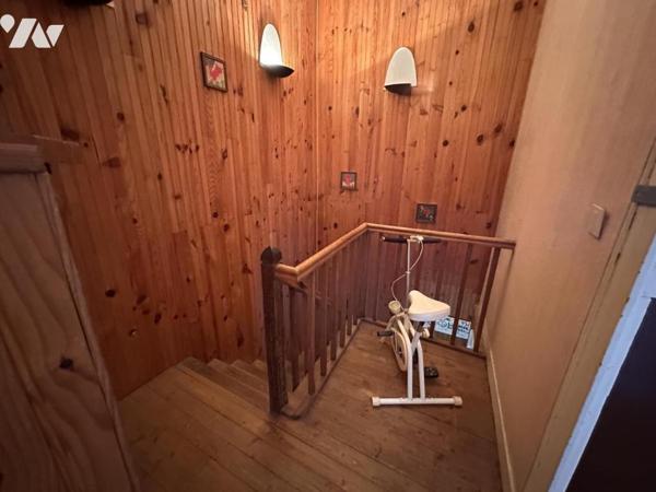 A VENDRE VANNES Sud, proximité Conleau, en impasse au calme, maison 198 m² hab. jardin 