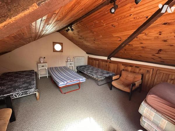 A VENDRE VANNES Sud, proximité Conleau, en impasse au calme, maison 198 m² hab. jardin 