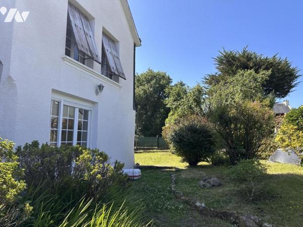 A VENDRE VANNES Sud, proximité Conleau, en impasse au calme, maison 198 m² hab. jardin 