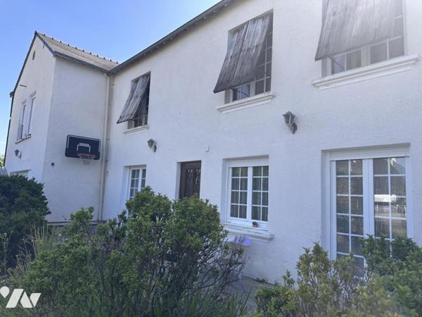 A VENDRE VANNES Sud, proximité Conleau, en impasse au calme, maison 198 m² hab. jardin 