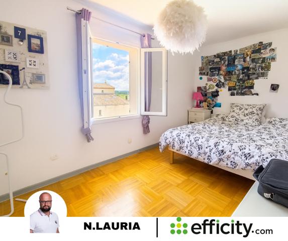 Maison
         6 pièces
        - 145 m² Exclusivité 420 000 € *