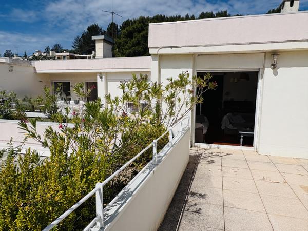 Appartement
         4 pièces
        - 102 m² Exclusivité 390 000 € *