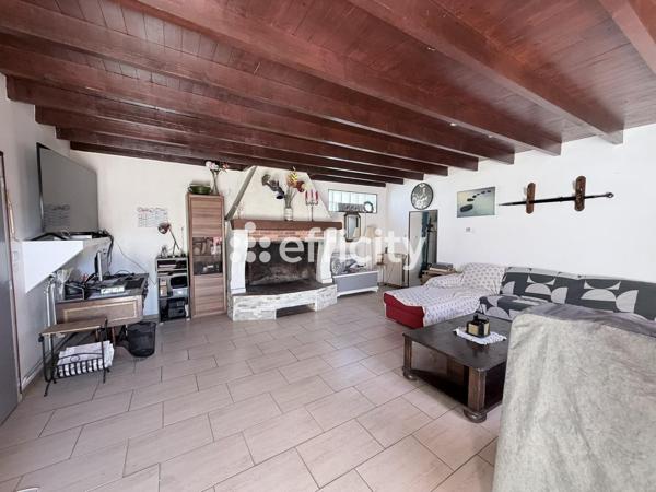 Maison
         6 pièces
        - 165 m² Exclusivité 259 000 € *