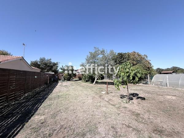 Maison
         6 pièces
        - 165 m² Exclusivité 259 000 € *