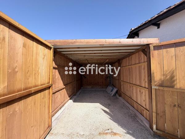 Maison
         6 pièces
        - 165 m² Exclusivité 259 000 € *