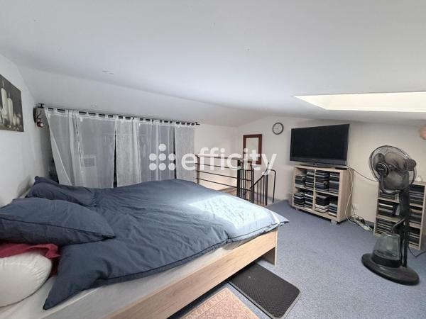 Maison
         6 pièces
        - 165 m² Exclusivité 259 000 € *