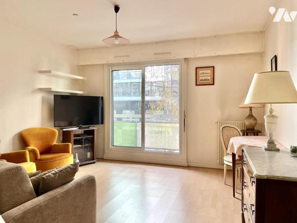 EXCLUSIVITE - STUDIO - BALCON - PARKING