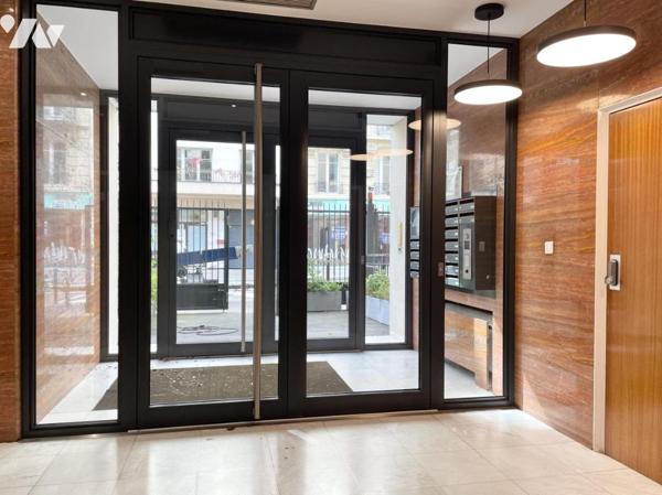 EXCLUSIVITE - STUDIO - BALCON - PARKING