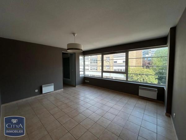 Appartement à louer 2 pièces 46.95m² Tourcoing (59200)