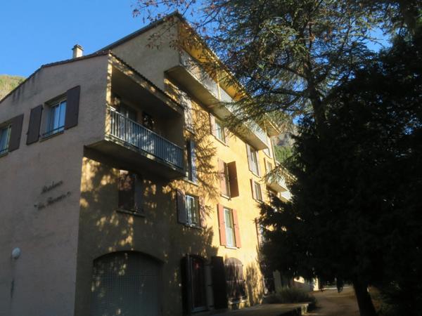 APPARTEMENT T1 de 48.50 m2, vendu meublé à DIGNE LES BAINS (04)