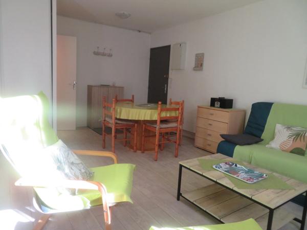 APPARTEMENT T1 de 48.50 m2, vendu meublé à DIGNE LES BAINS (04)