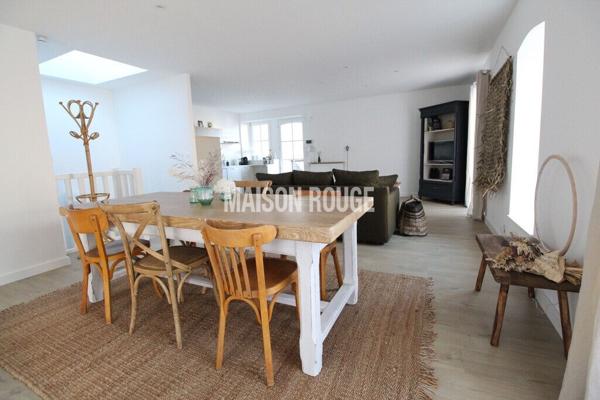 DINARD ? MAISON DE CHARME DE 85 m² ENTIÈREMENT RÉNOVÉE AVEC TERRASSE ET STATIONNEMENT