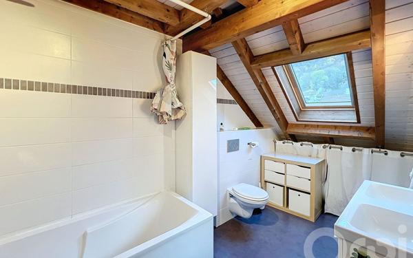 Appartement à vendre    5 pièces • 88,60 m2 Collonges