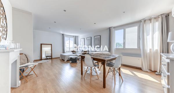 À vendre Appartement 4 pièces 79.15 m² - Lyon 69007