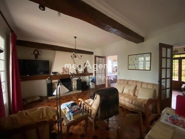 Maison à VIMOUTIERS, 61120 - 9 pièces 150m²