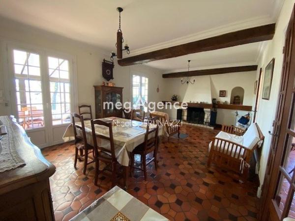 Maison à VIMOUTIERS, 61120 - 9 pièces 150m²