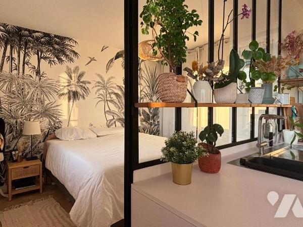 NOUVEAUTE Trente-Cinq Notaires - RENNES Centre.

Prenez l'ascenseur jusqu'au 6ème étage, mont...