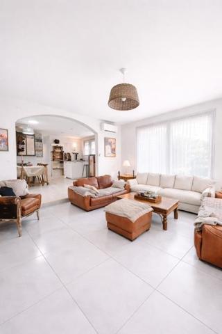 Maison à vendre 360 000 € Saint-Jean-de-Védas 5 p 104 m² DPE C