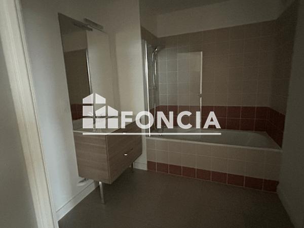 Location Appartement 2 pièces 61.47 m² - 5 AVENUE PIERRE BROSSOLETTE Armentieres 59280