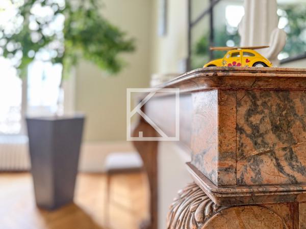 L'élégance Haussmannienne pour cet appartement au coeur du triangle d'or