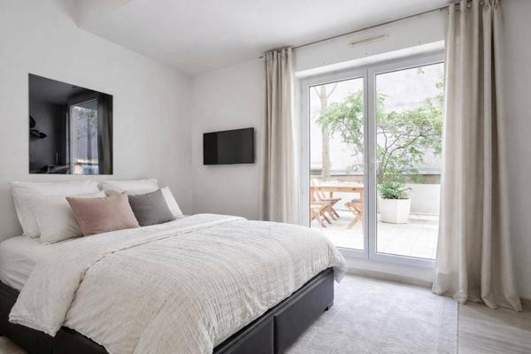 APPARTEMENT DE STANDING AVEC TERRASSE