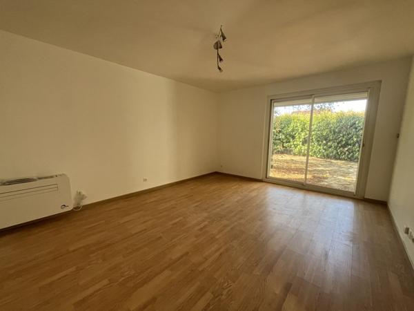 Appartement à louer 800 € CC Graulhet 4 p 105 m² DPE D