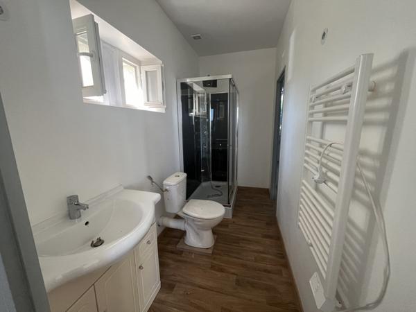 Appartement à louer 800 € CC Graulhet 4 p 105 m² DPE D